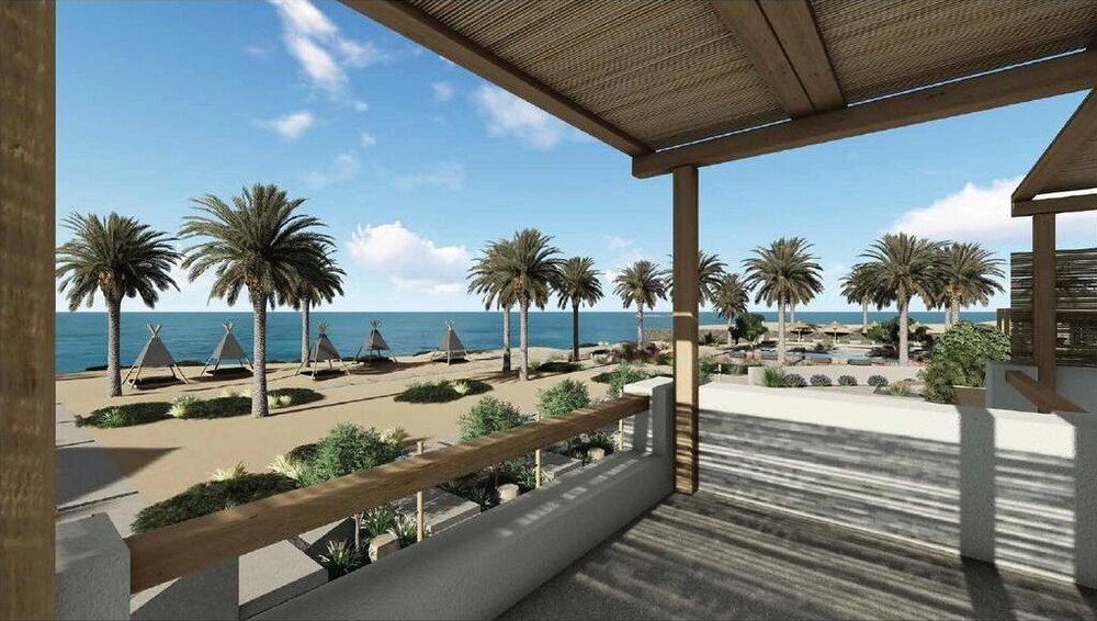 Seesoo Paros Beachfront Resort