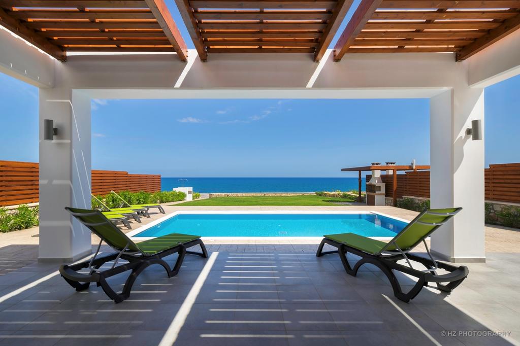 Antonoglou Beach Villas Lahania