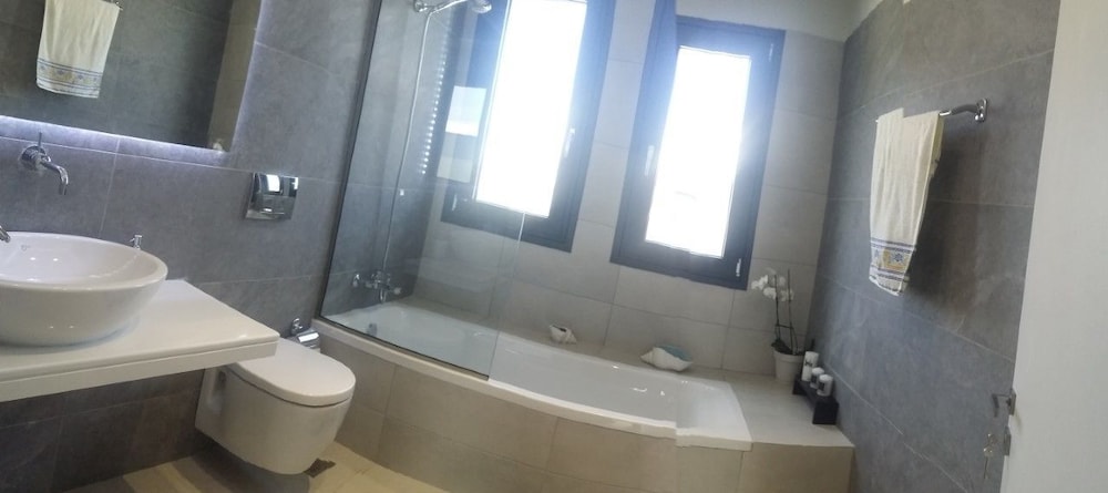 Harmony Residences Pool villas