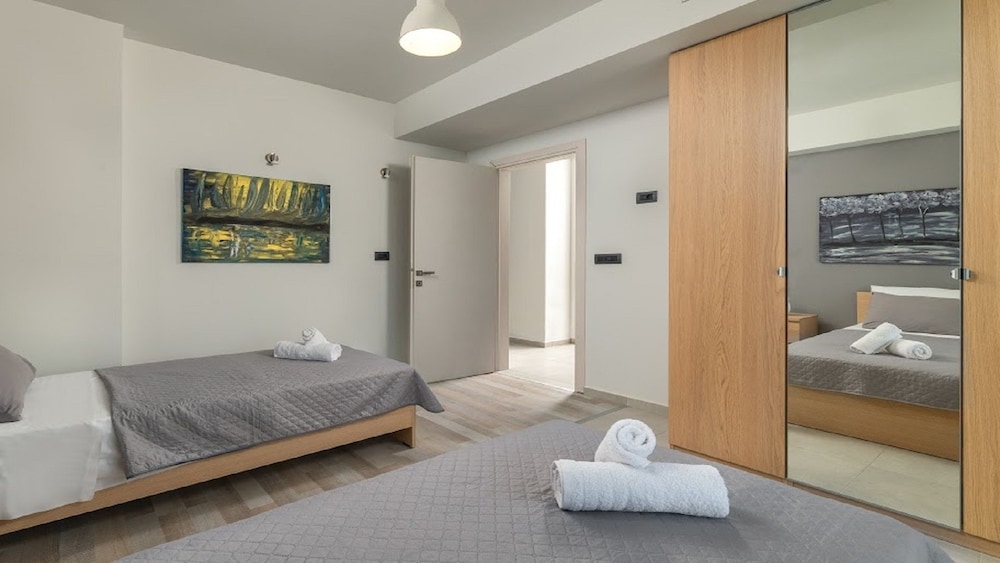 Harmony Residences Pool villas