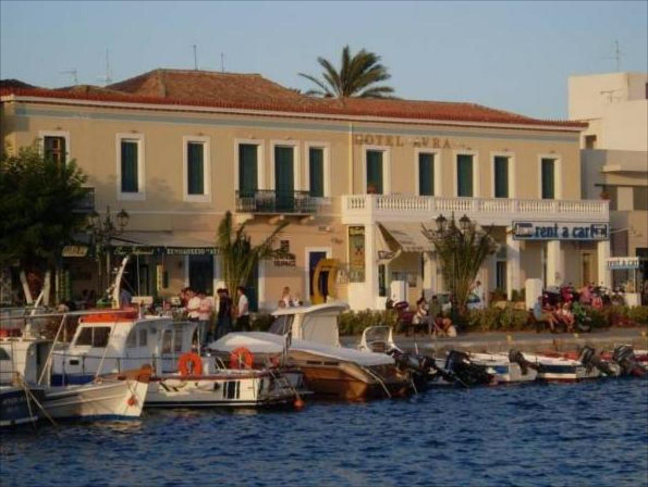 Avra Hotel