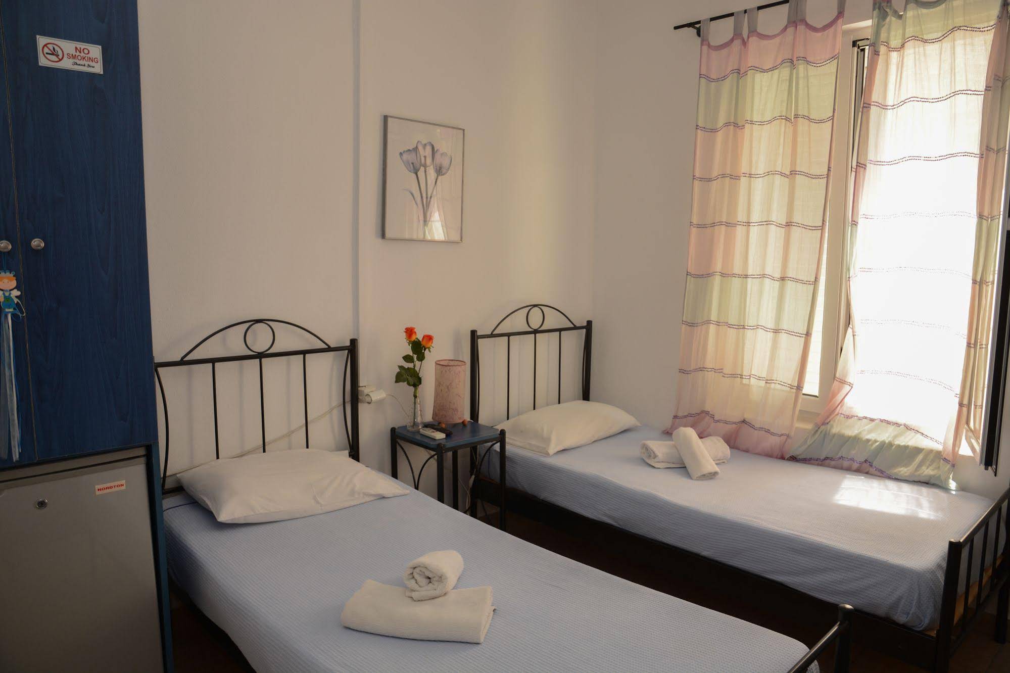 Hermes Rooms