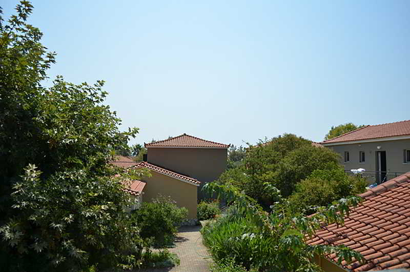 Paleros Garden Village Resort