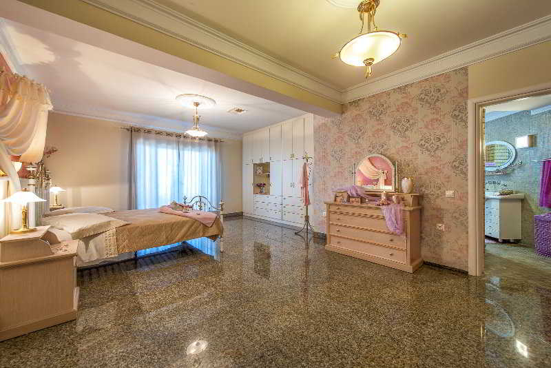 Frido Luxury Villa & Spa