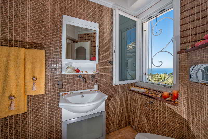 Frido Luxury Villa & Spa