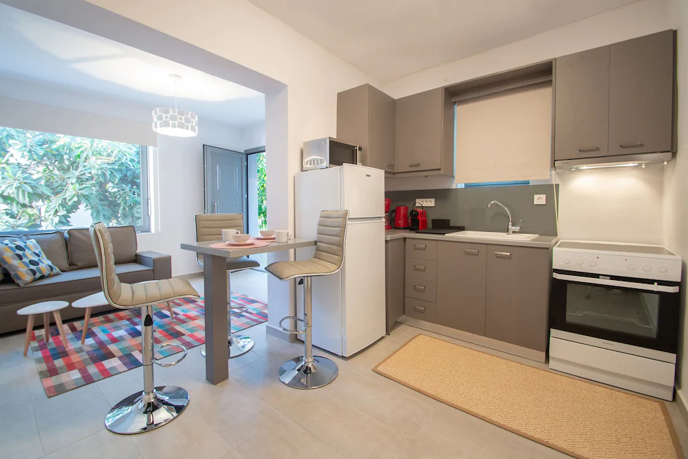 Ithaka Deluxe Home