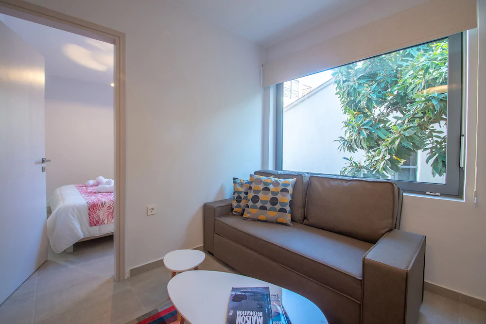Ithaka Deluxe Home