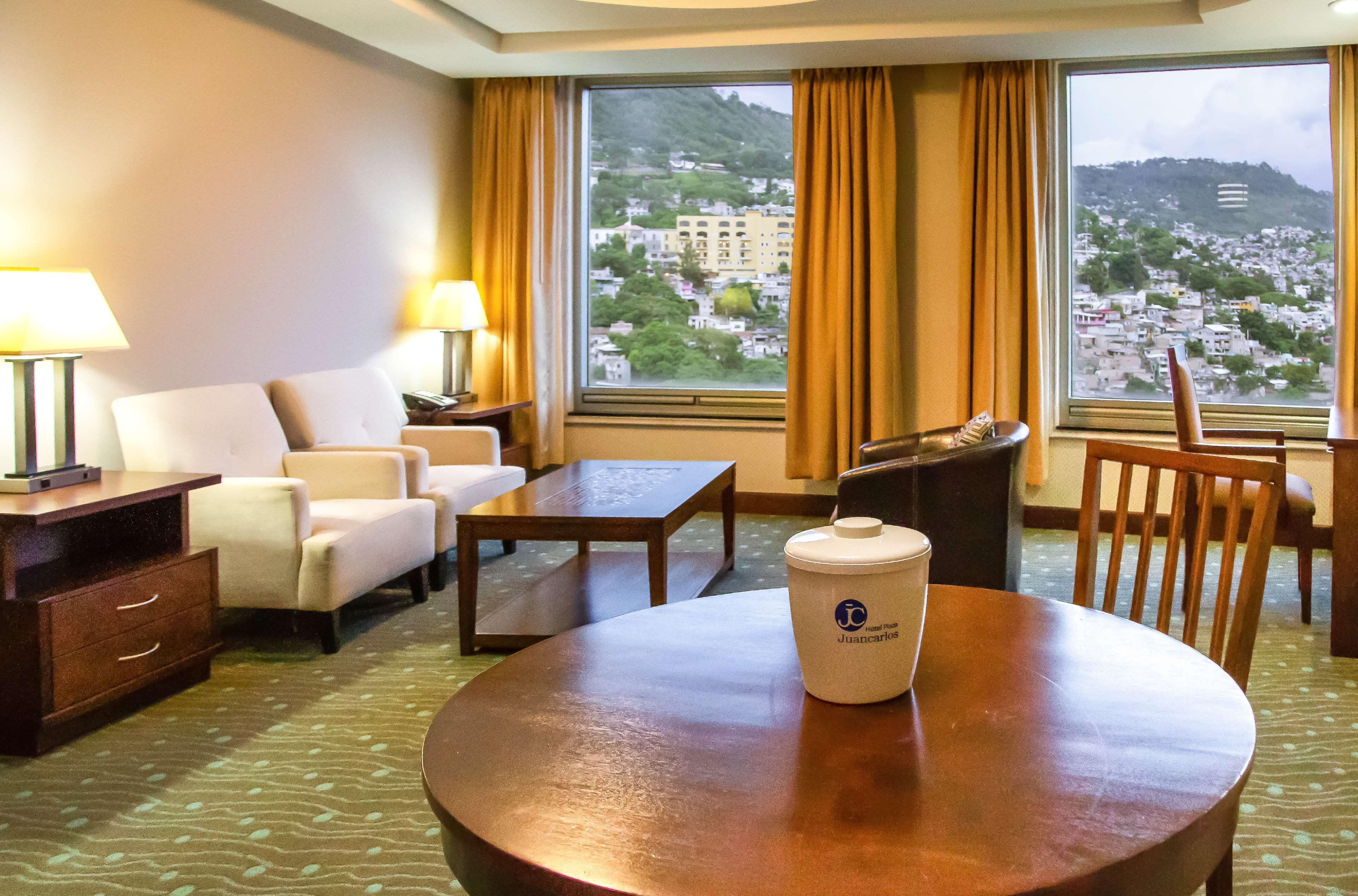 Hotel Plaza JuanCarlos