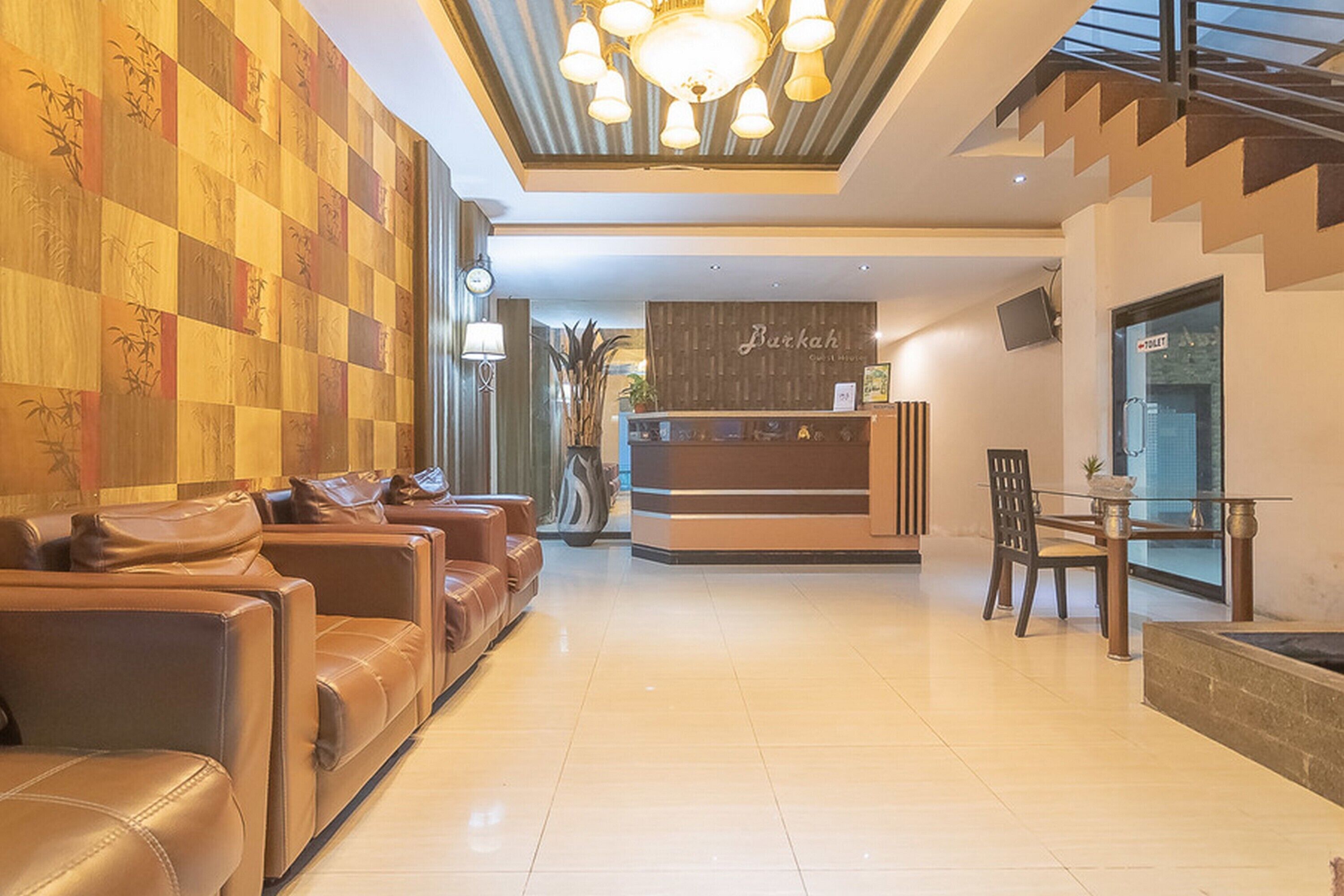 Barkah Guesthouse by RedDoorz