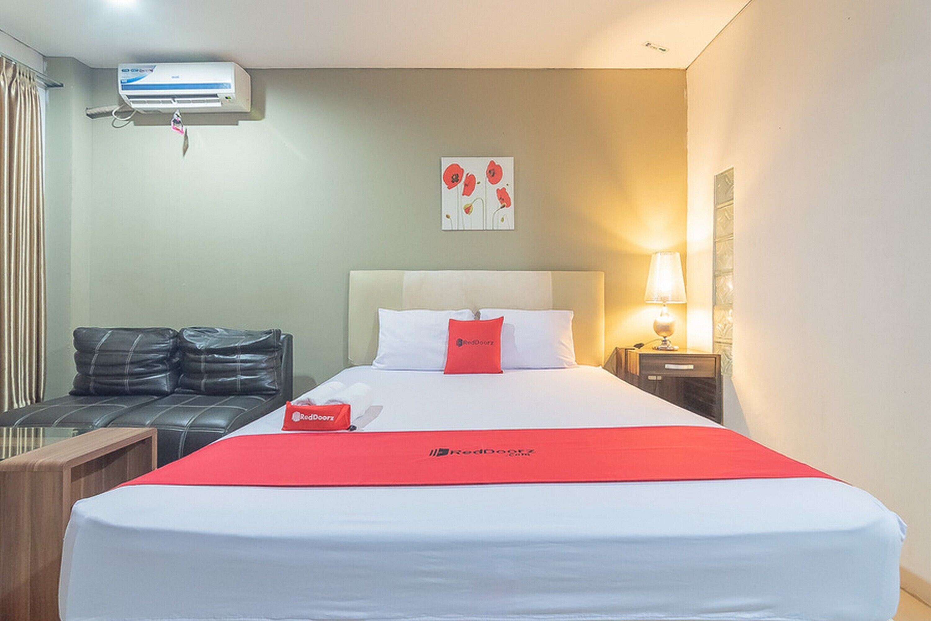 Barkah Guesthouse by RedDoorz