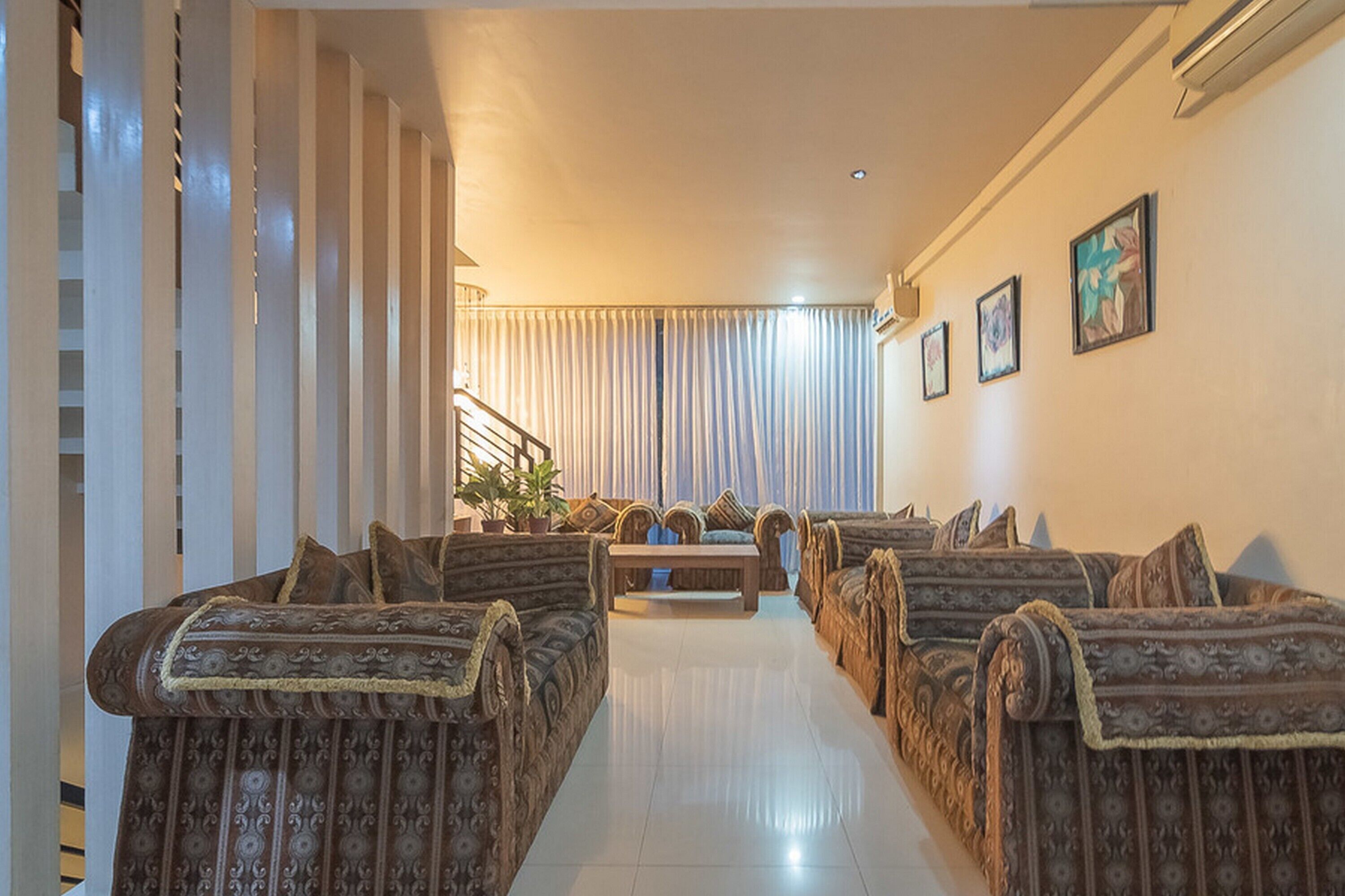 Barkah Guesthouse by RedDoorz