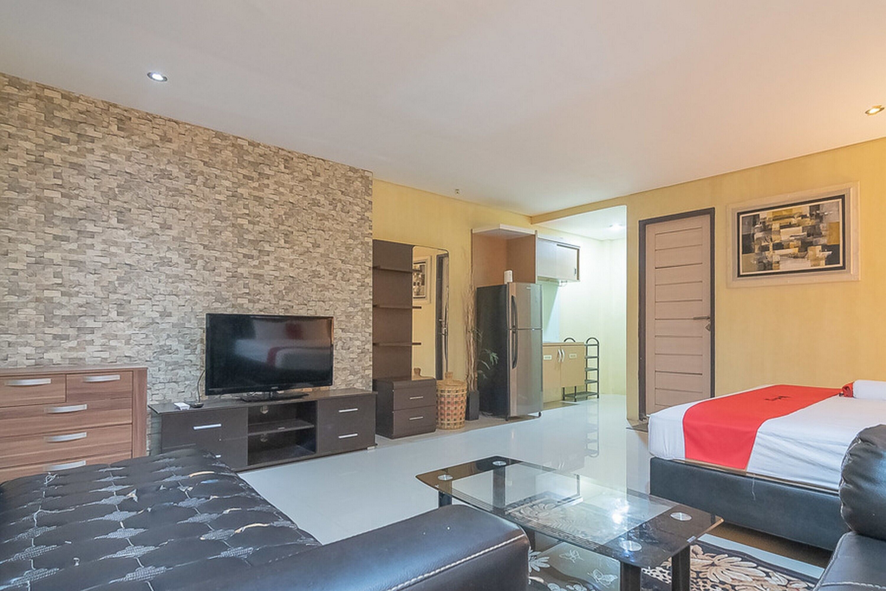 Barkah Guesthouse by RedDoorz