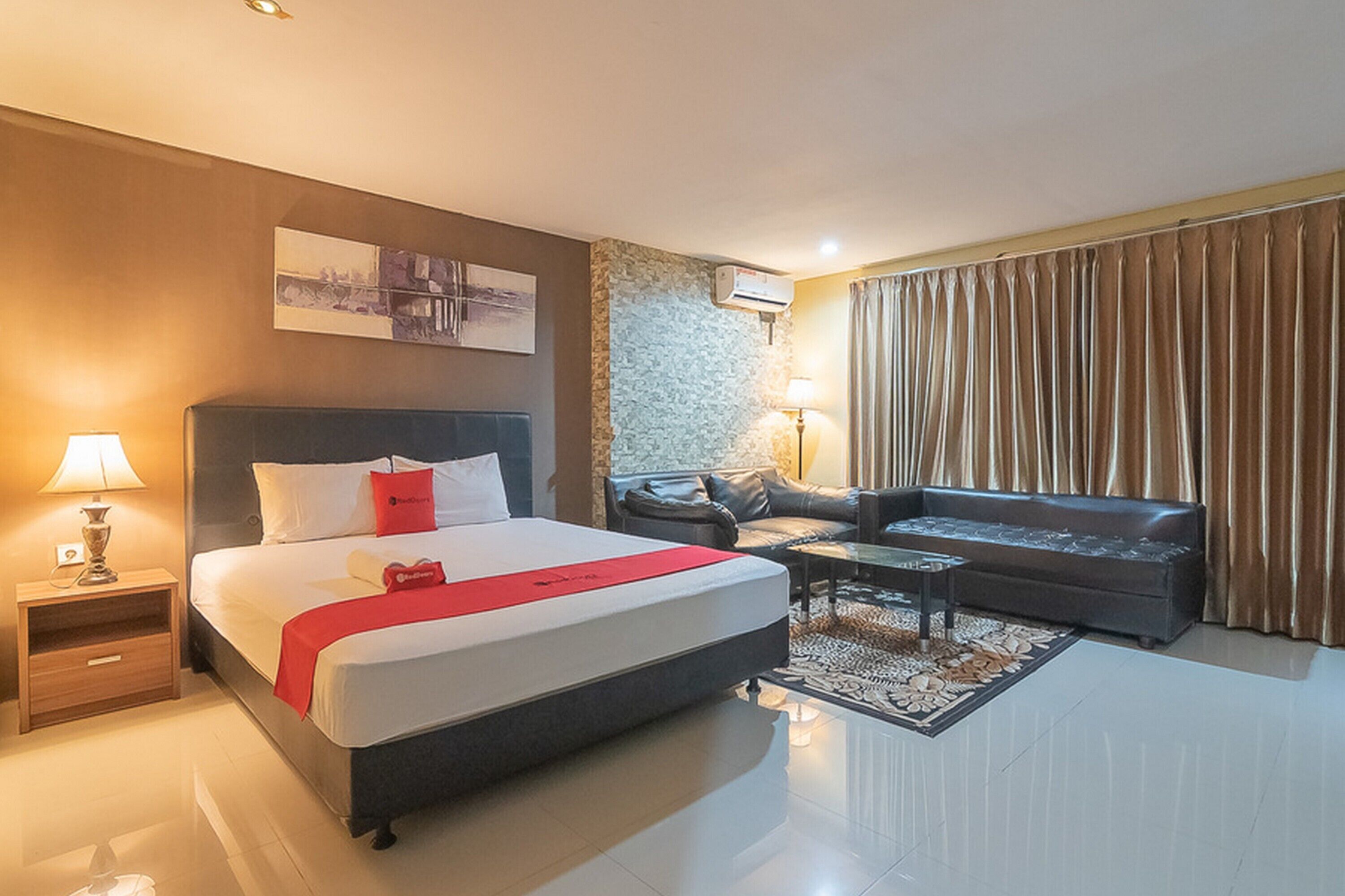 Barkah Guesthouse by RedDoorz