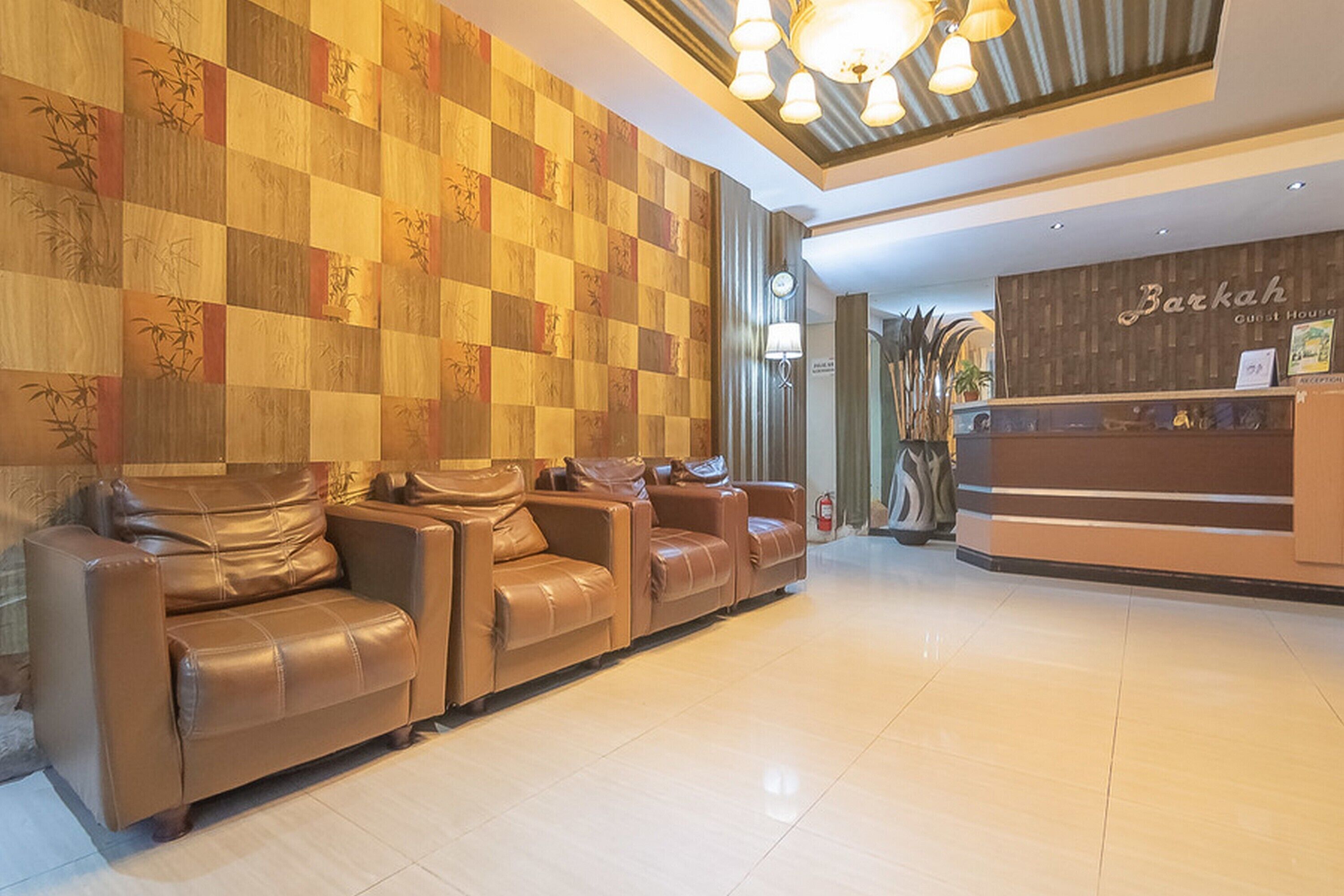 Barkah Guesthouse by RedDoorz