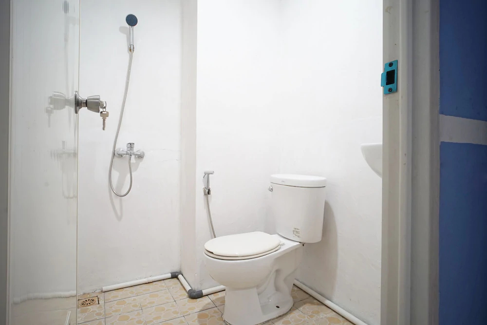 Grand Garuda Guest House by OYO Rooms