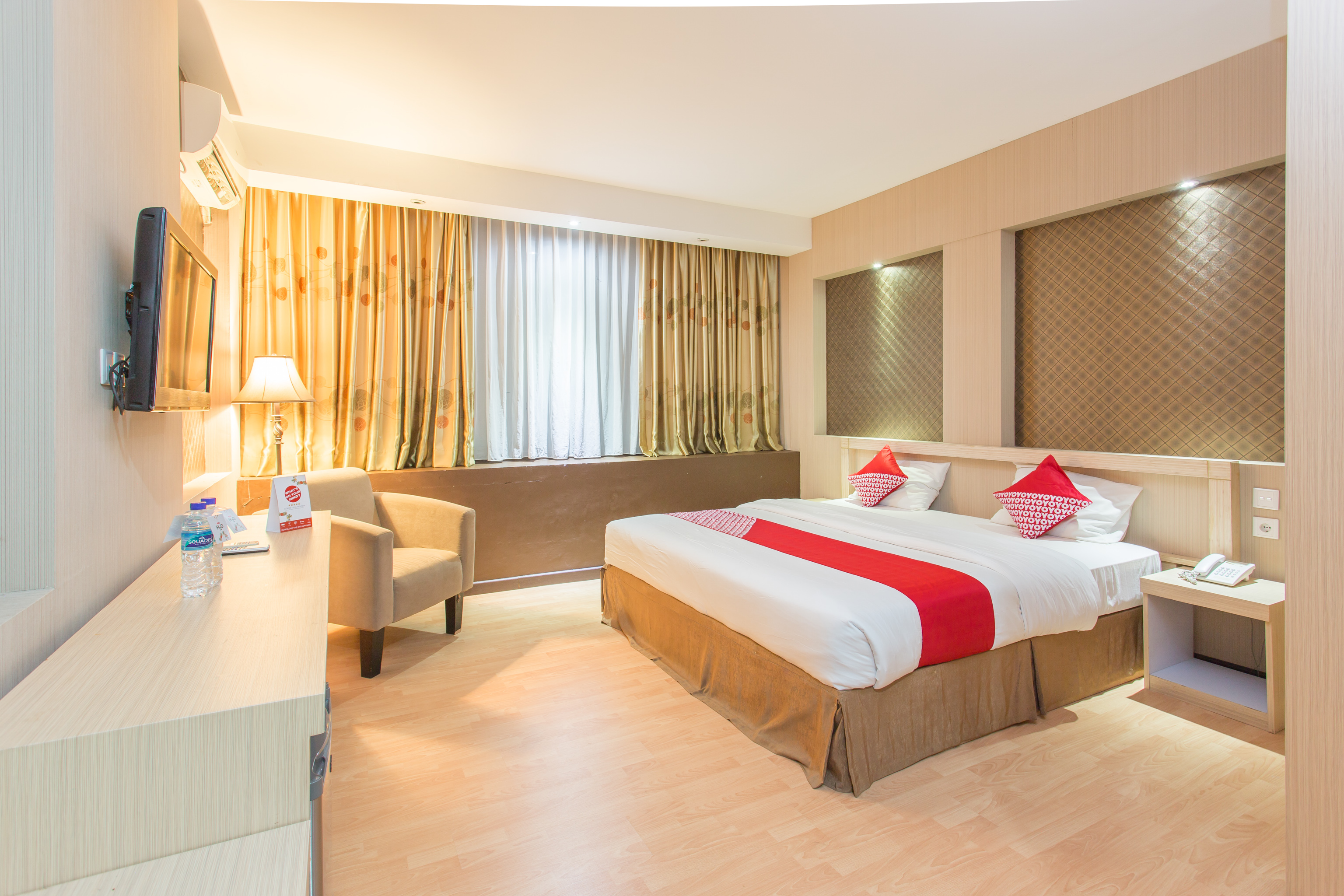 Hotel Sejati by OYO Rooms