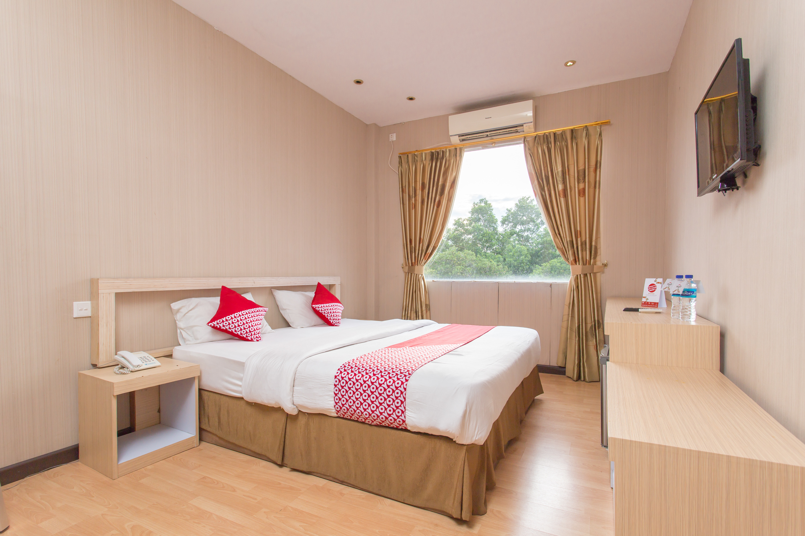 Hotel Sejati by OYO Rooms