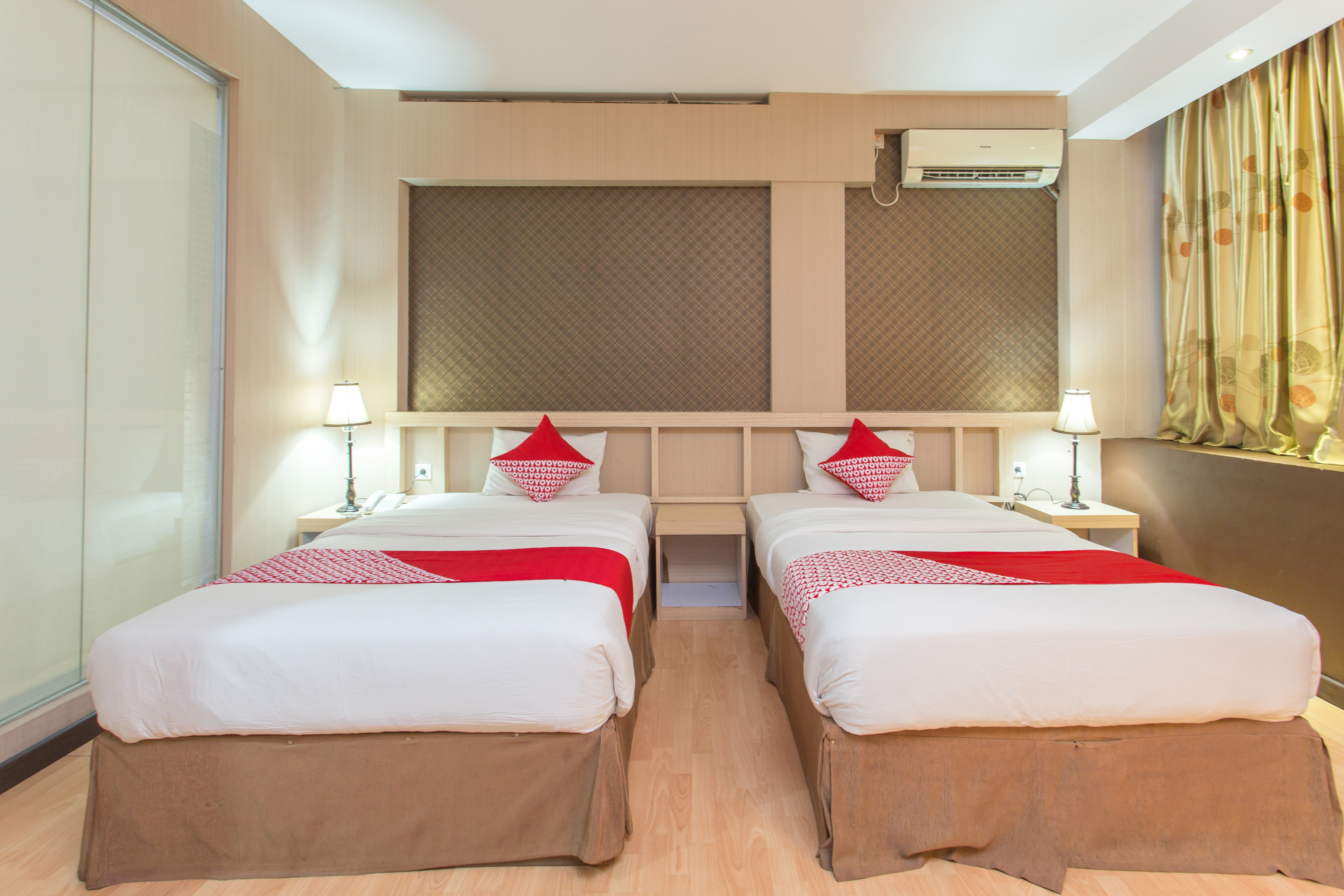 Hotel Sejati by OYO Rooms