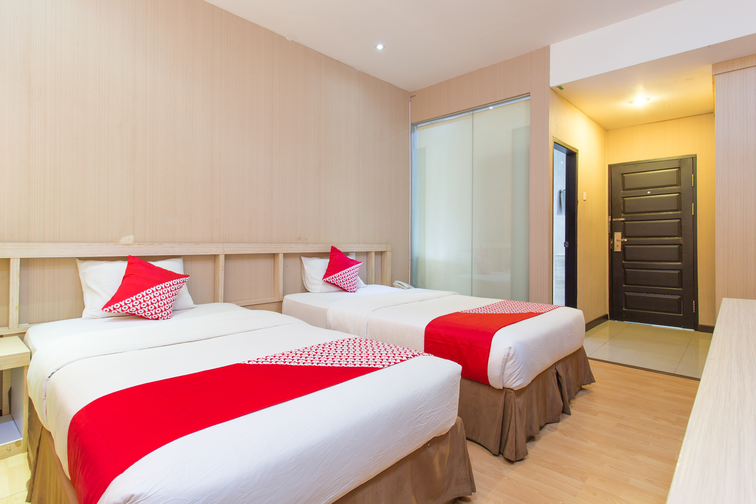 Hotel Sejati by OYO Rooms