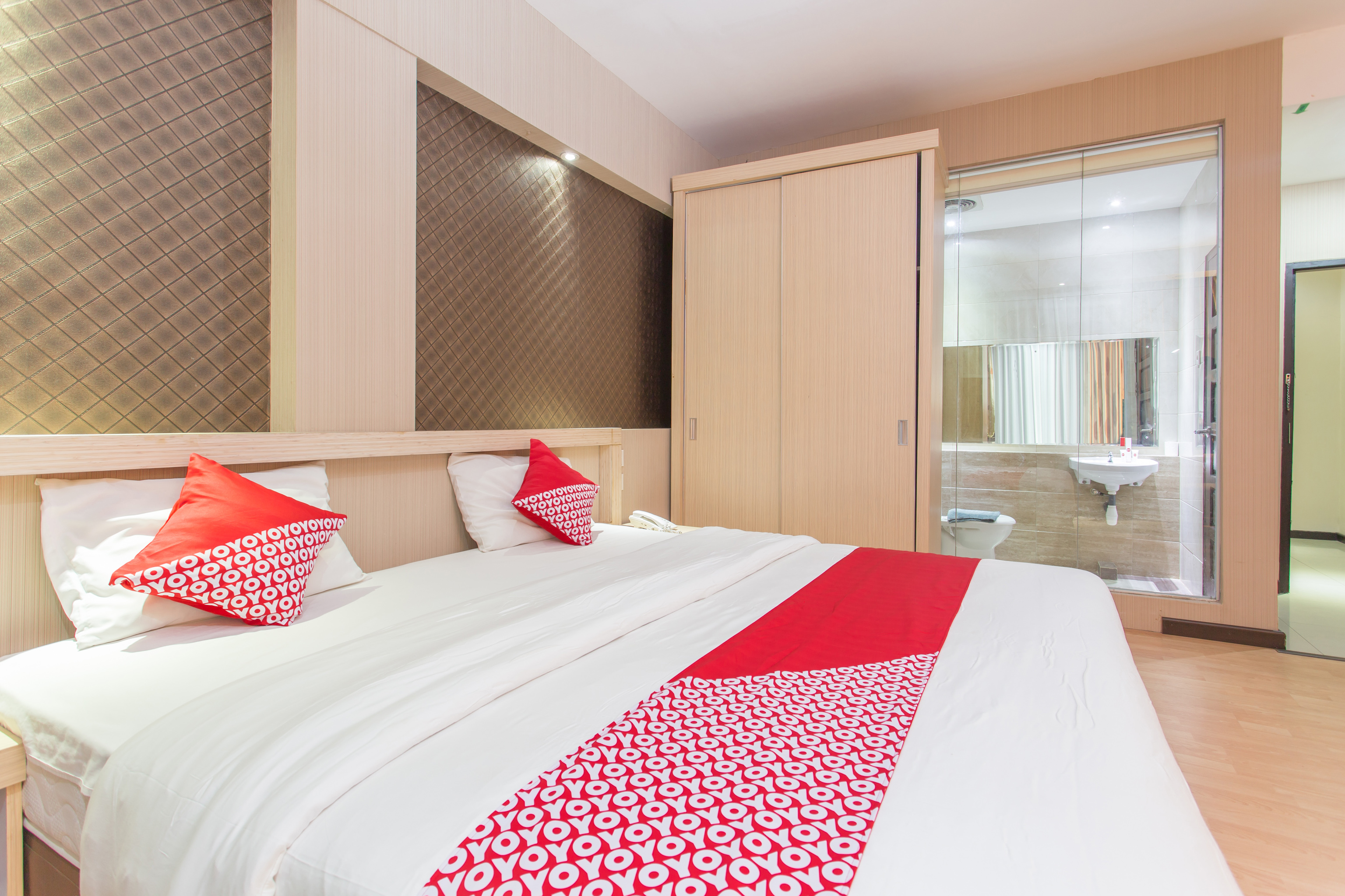 Hotel Sejati by OYO Rooms