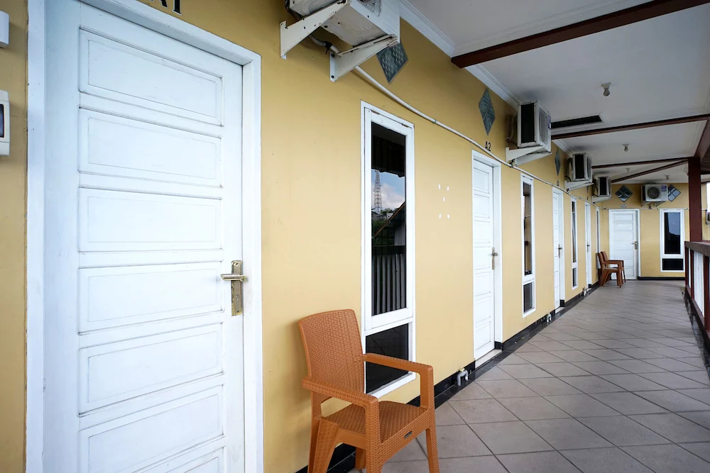 Marzan Syariah Guest House by OYO Rooms