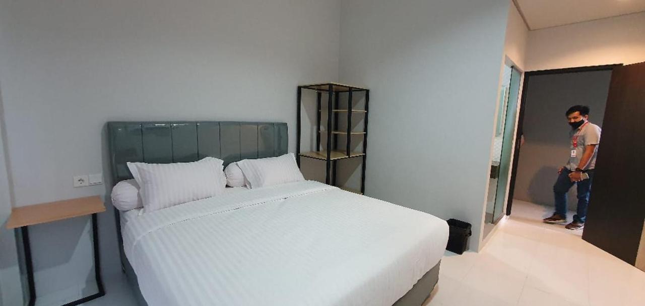 Reddoorz Plus Near Siloam Hospital Balikpapan