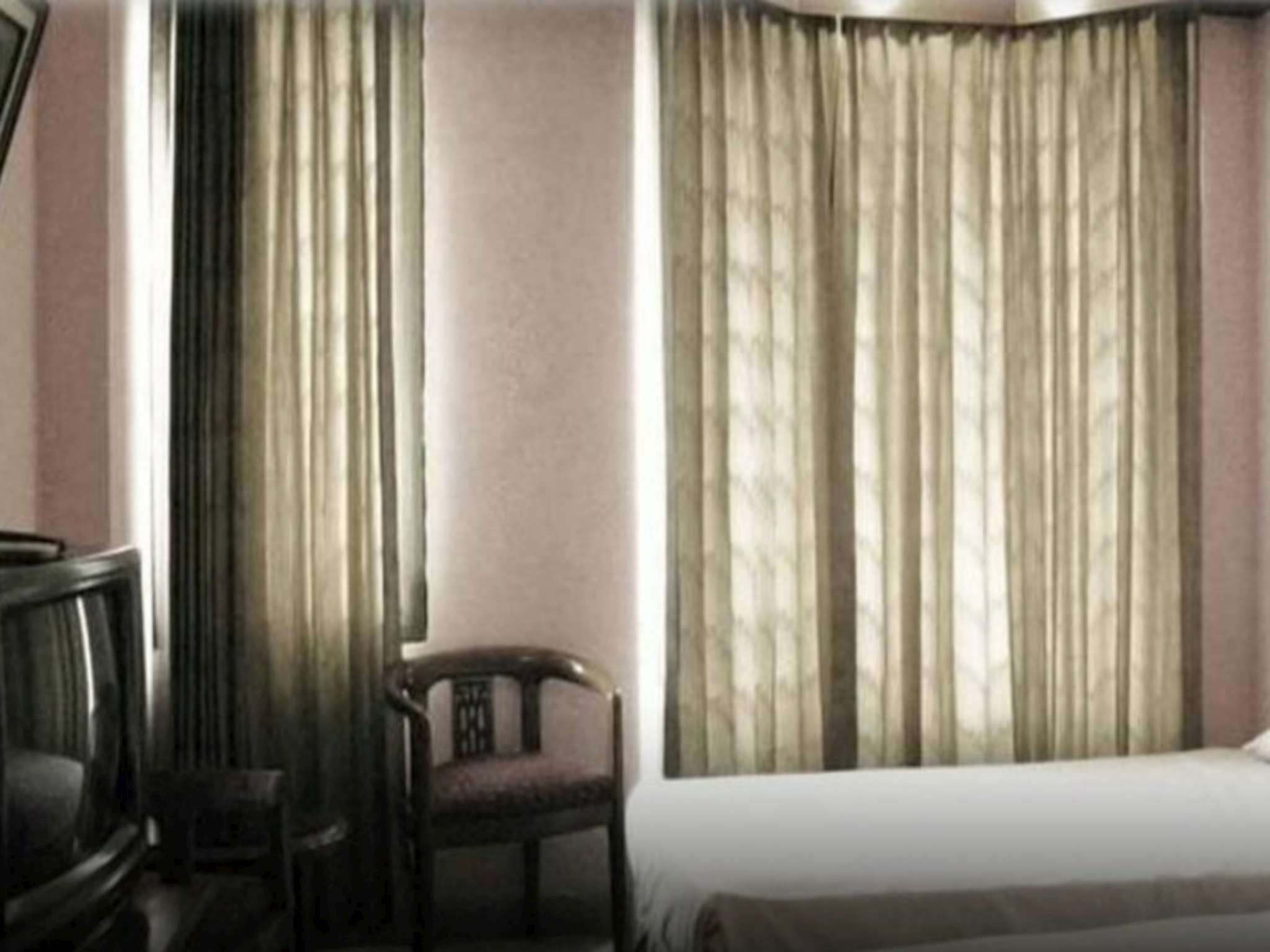 OYO Townhouse 1 Hotel Salemba