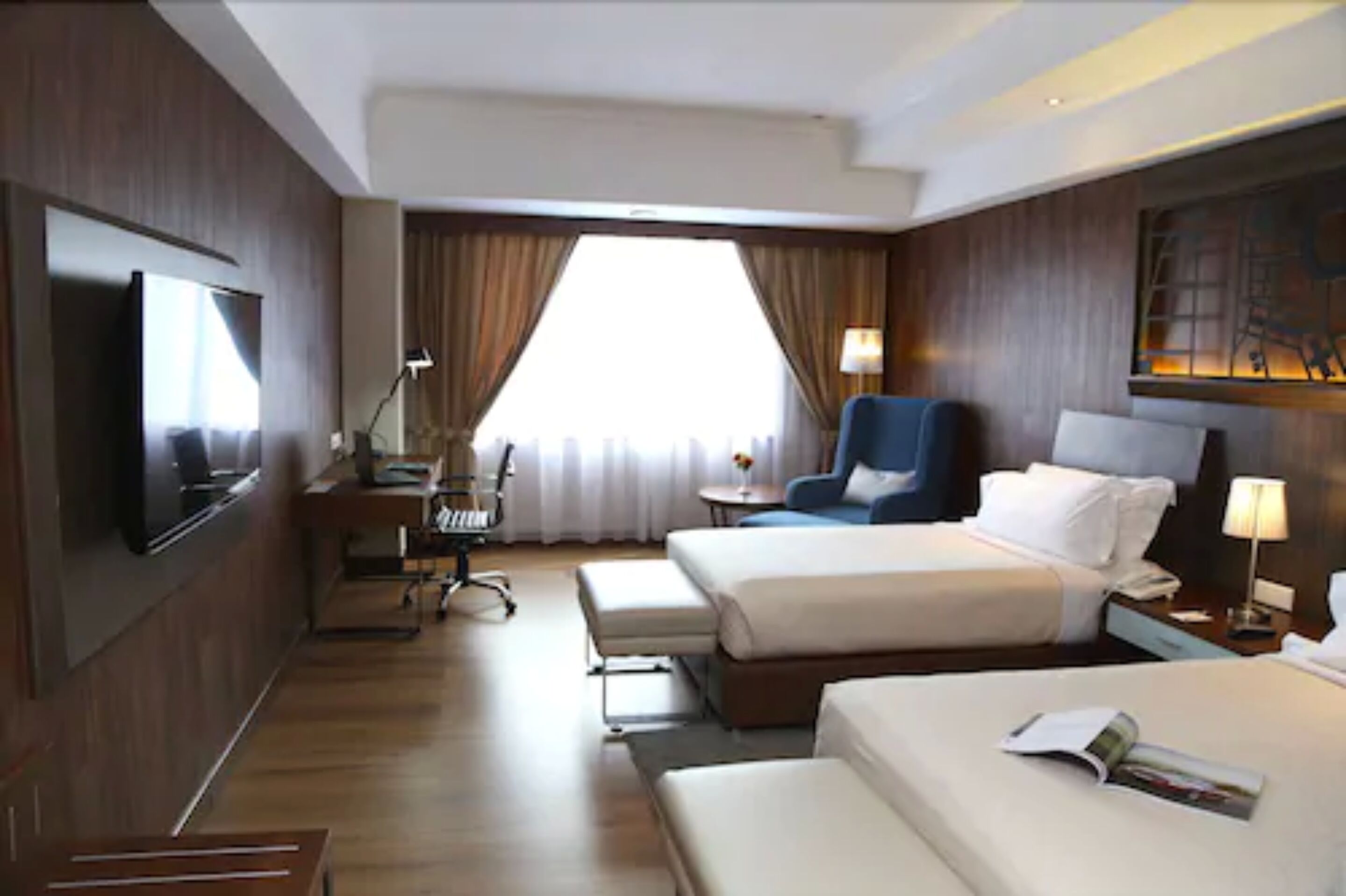 Century Park Hotel