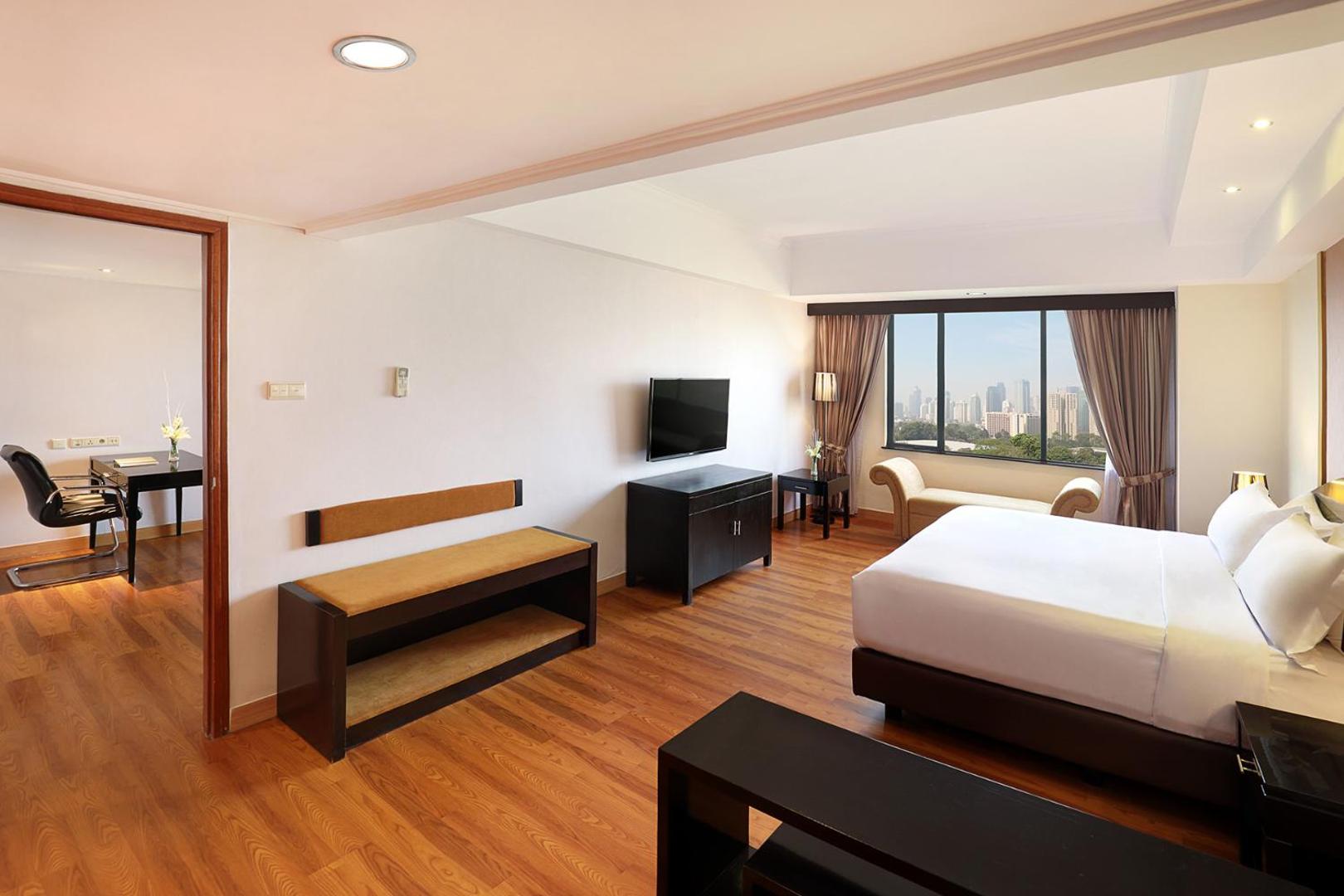 Century Park Hotel