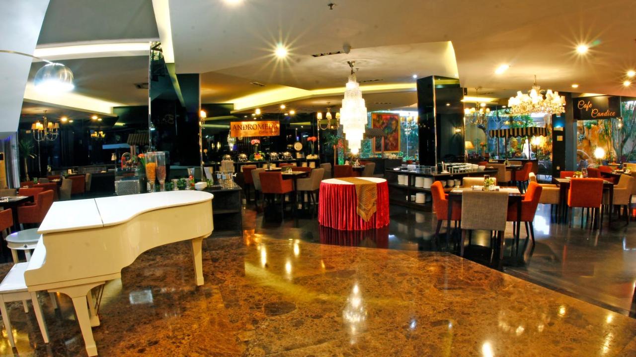 Cosmo Amaroossa Hotel
