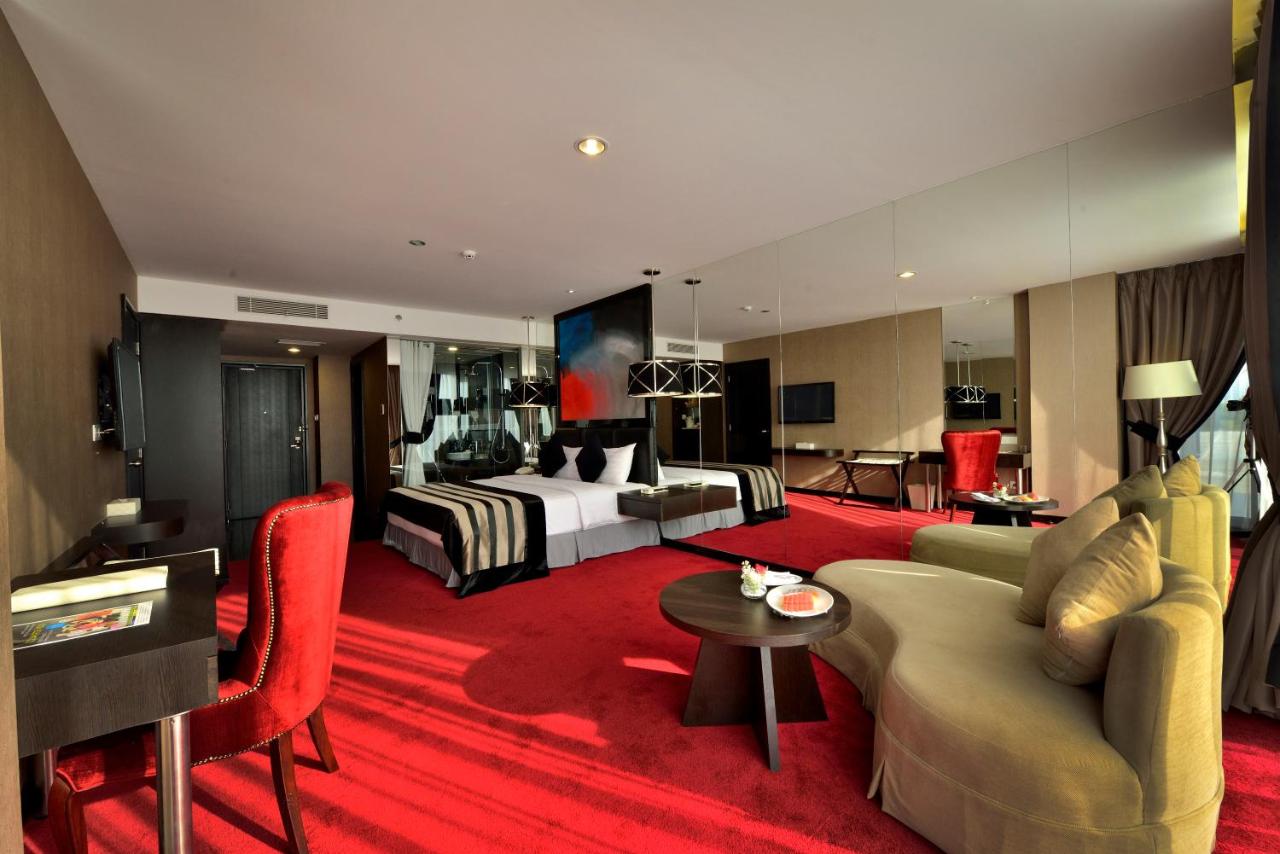 Cosmo Amaroossa Hotel