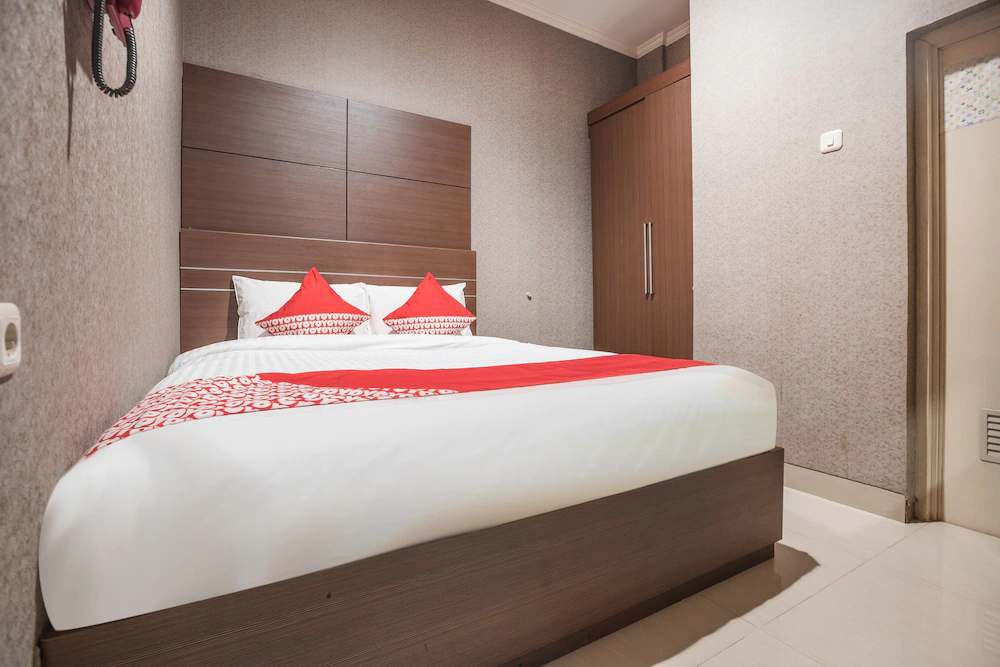 Env Residence By OYO Rooms