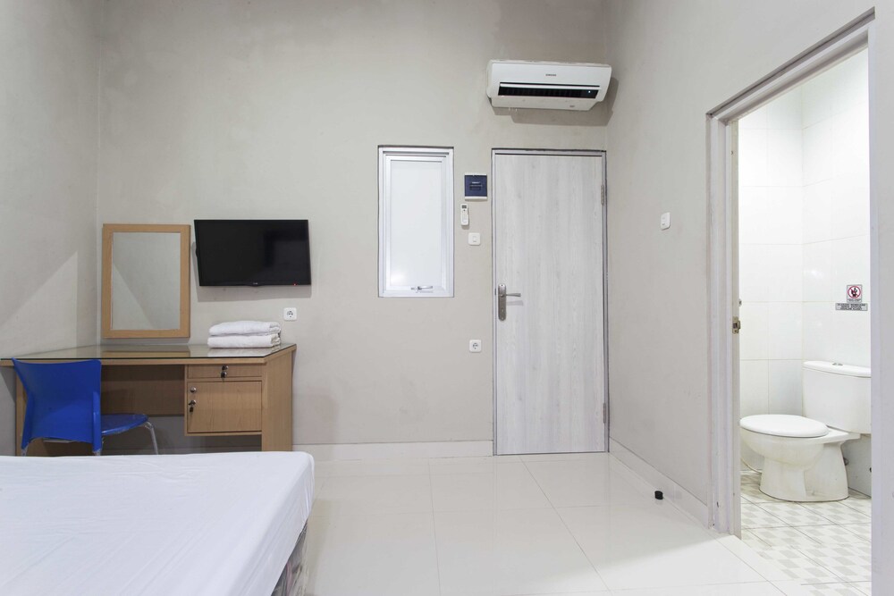 ENV Room by RedDoorz