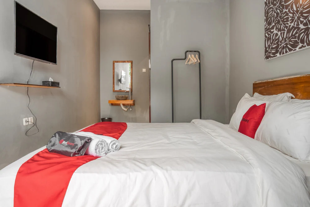 Escotel Jaha Cilandak by RedDoorz