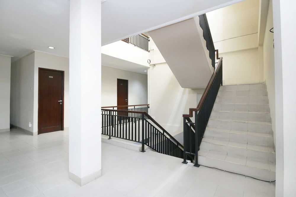 Esplendour Residence by Airy