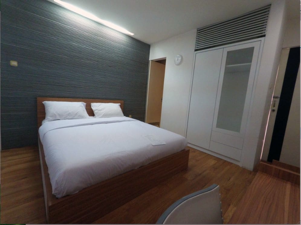 Flat06