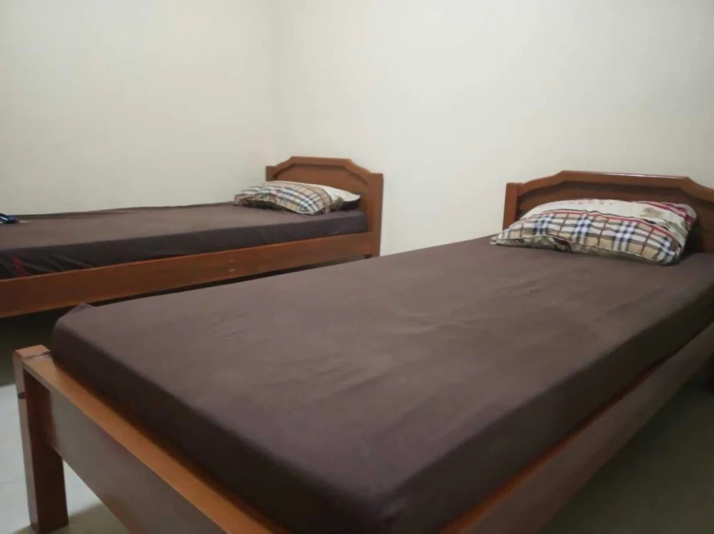 Guest House 647