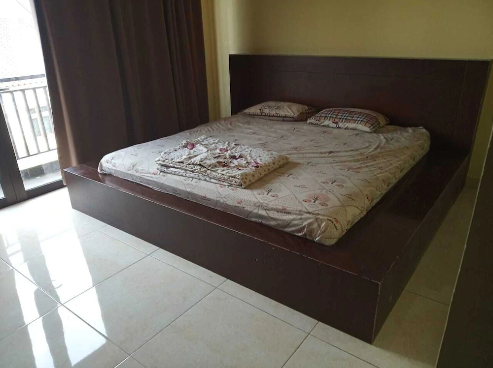 Guest House 647