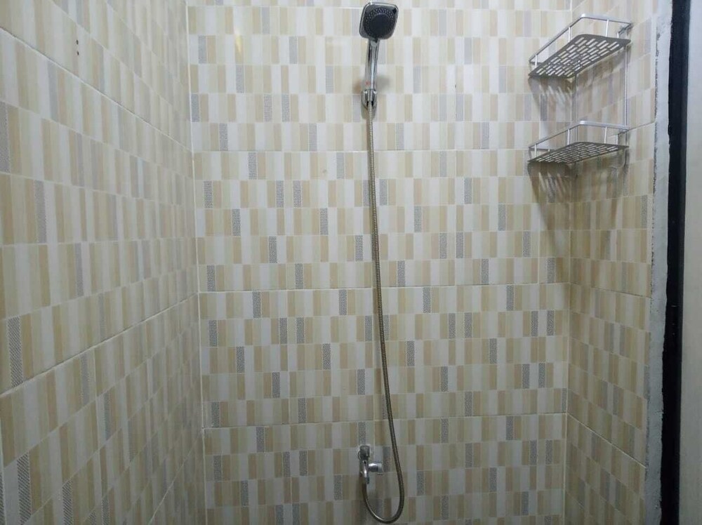 Guest House 647