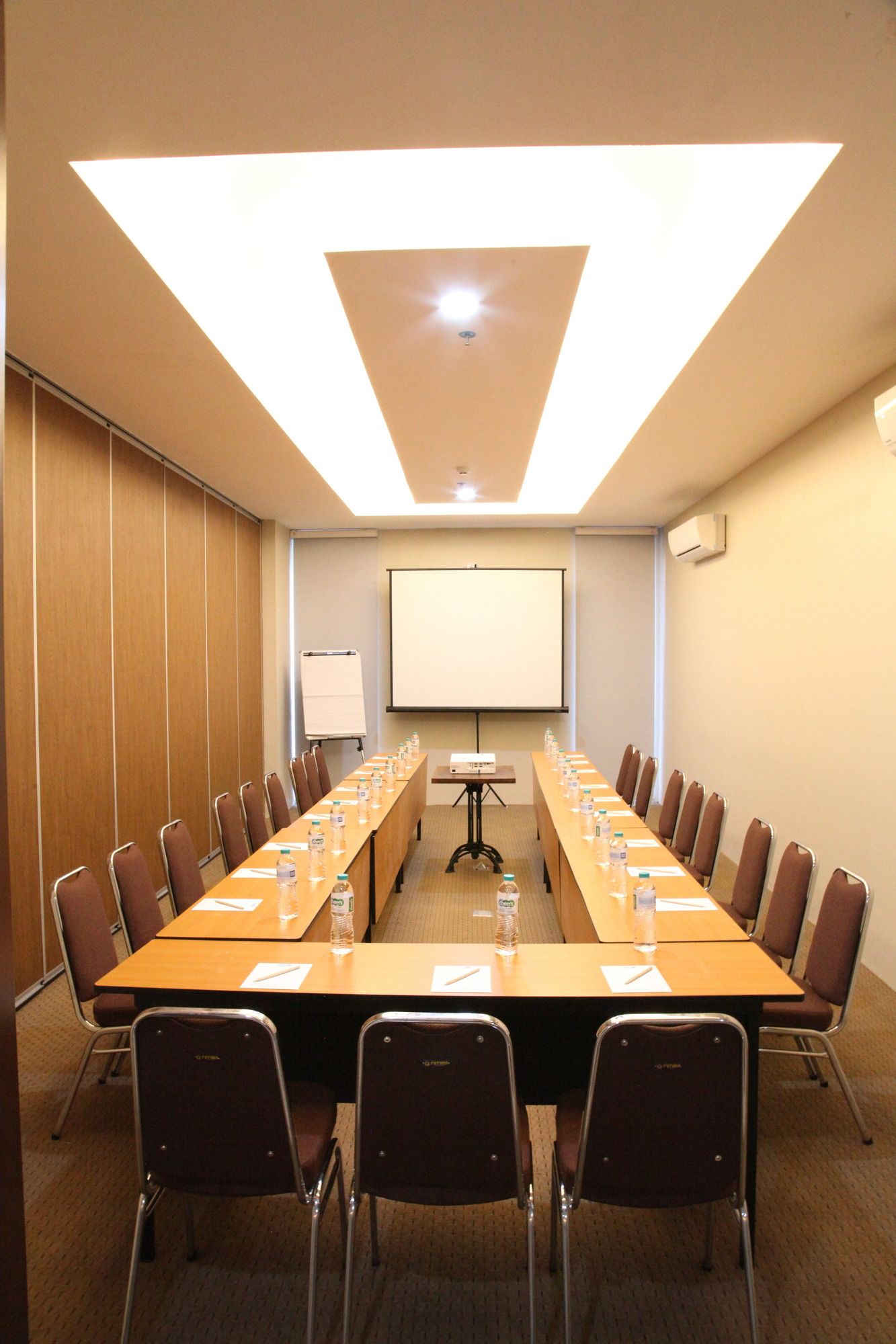 Hotel 88 Tendean Jakarta