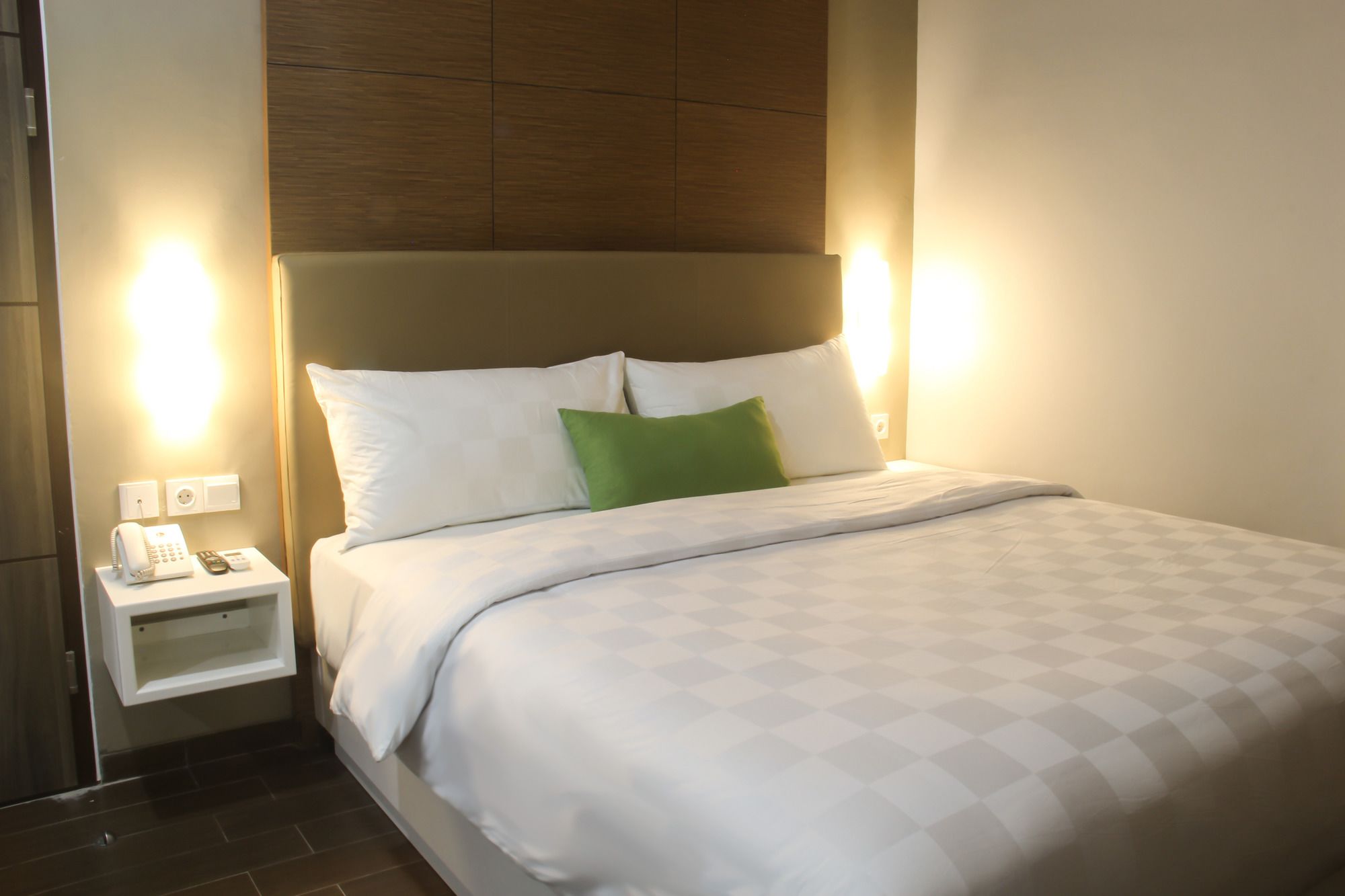 Hotel 88 Tendean Jakarta