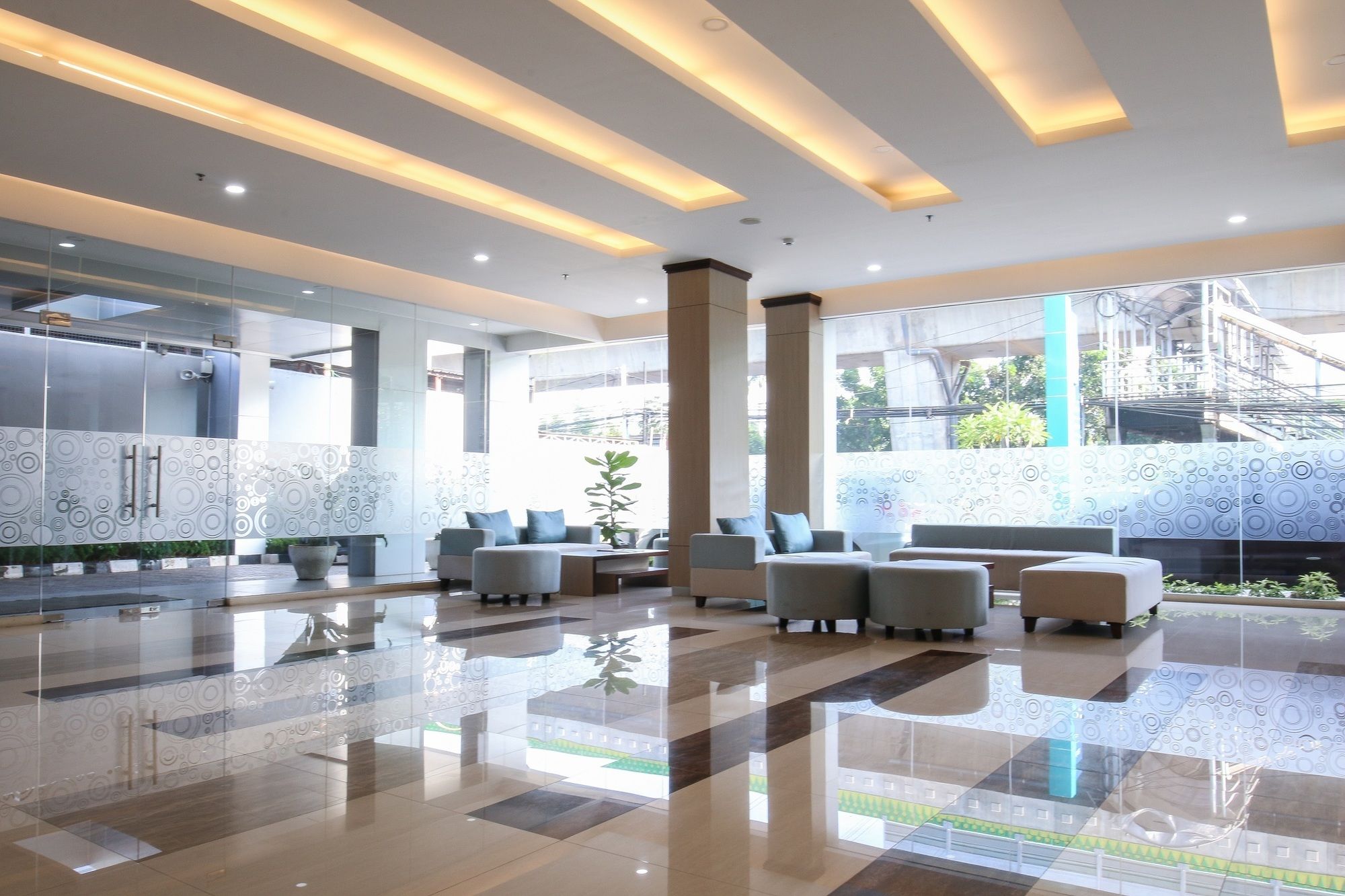Hotel 88 Tendean Jakarta