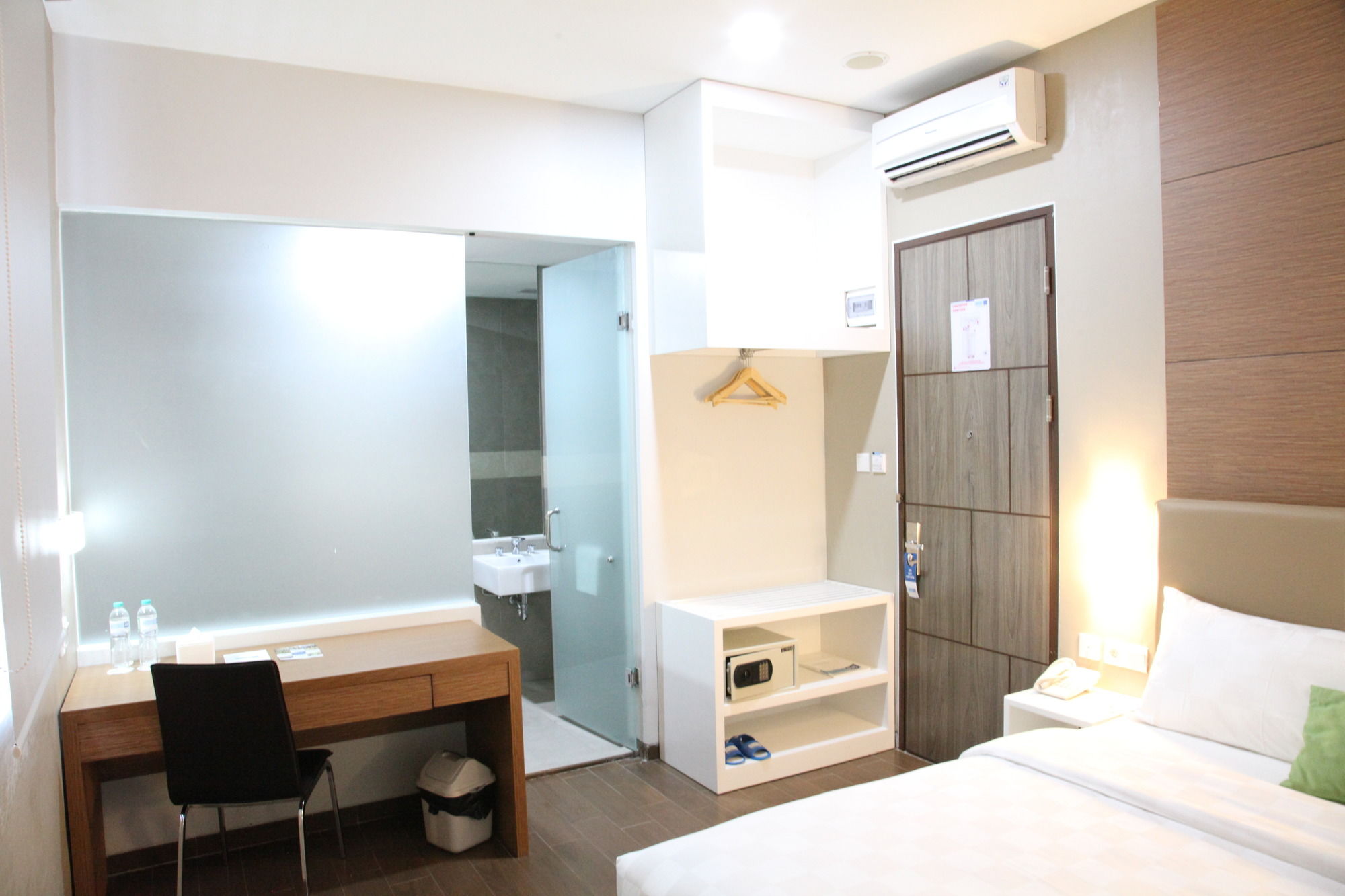 Hotel 88 Tendean Jakarta