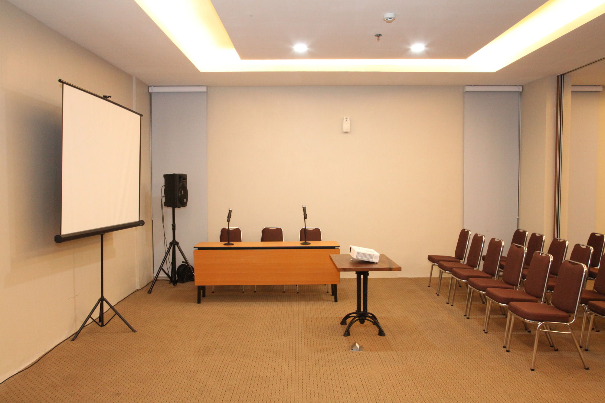 Hotel 88 Tendean Jakarta