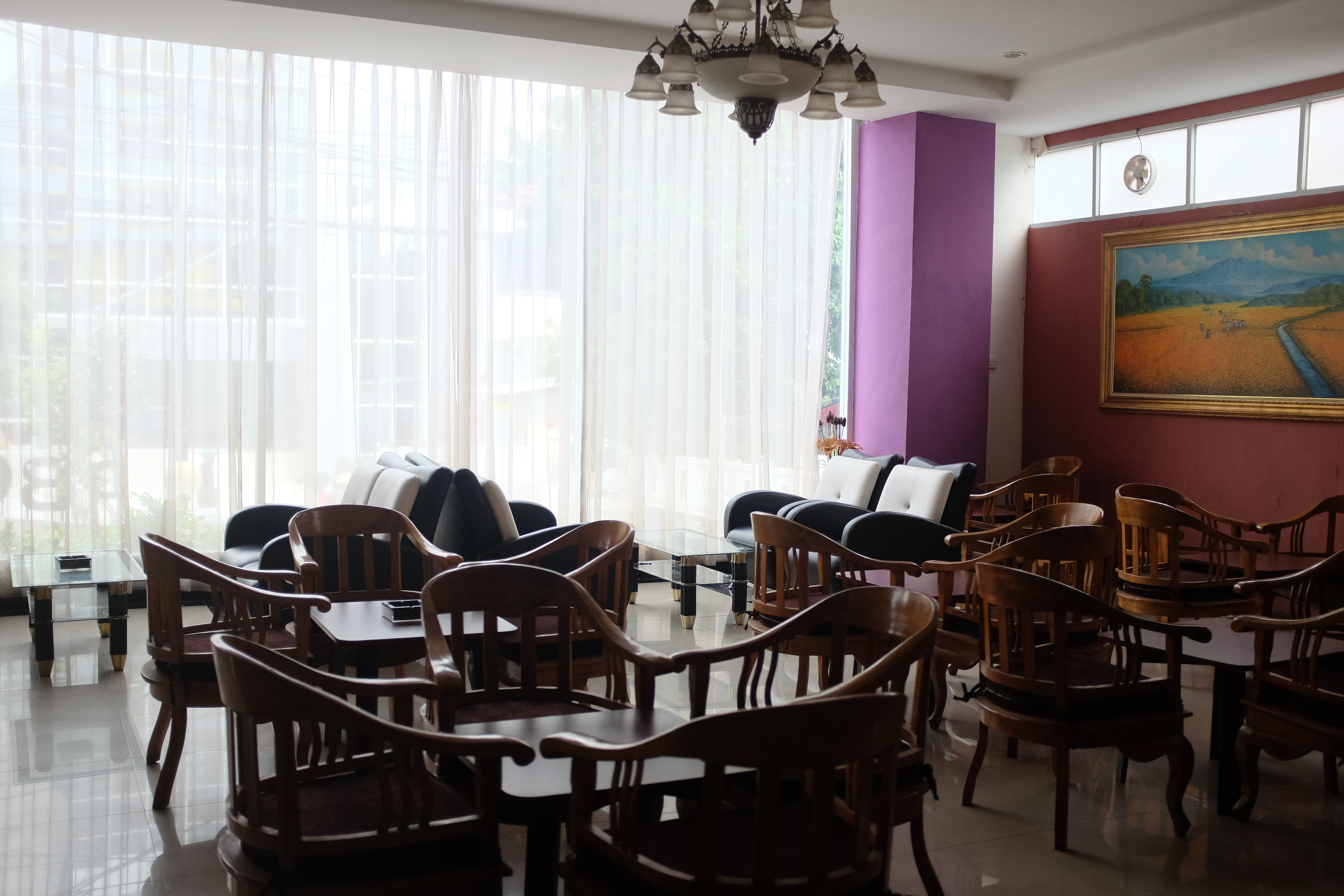 Hotel D'Boegis by RedDoorz