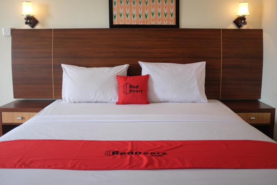 Hotel D'Boegis by RedDoorz