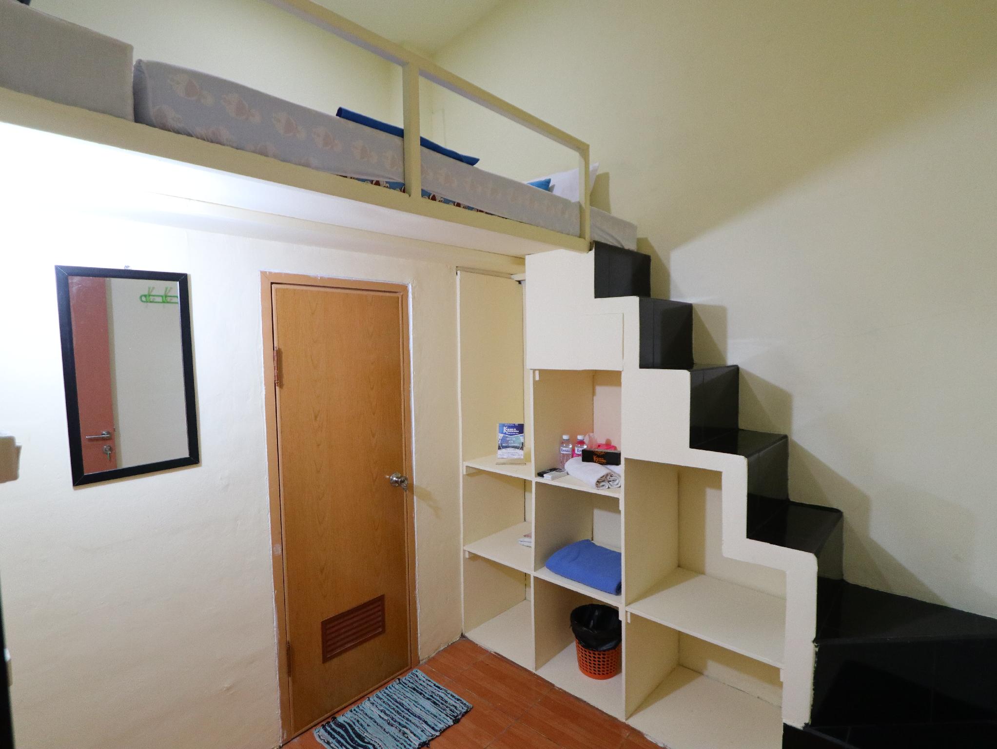 Kamar Keluarga Taman Bandara Mahkota Syariah