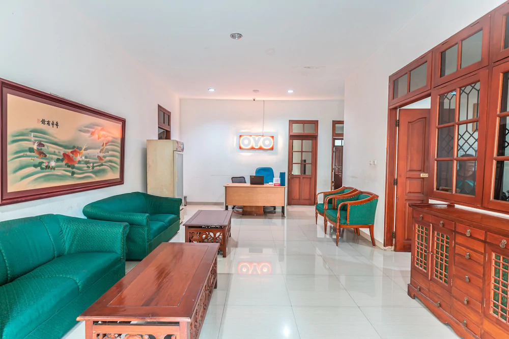 Kost Kuningan Executive Boading House by OYO Rooms