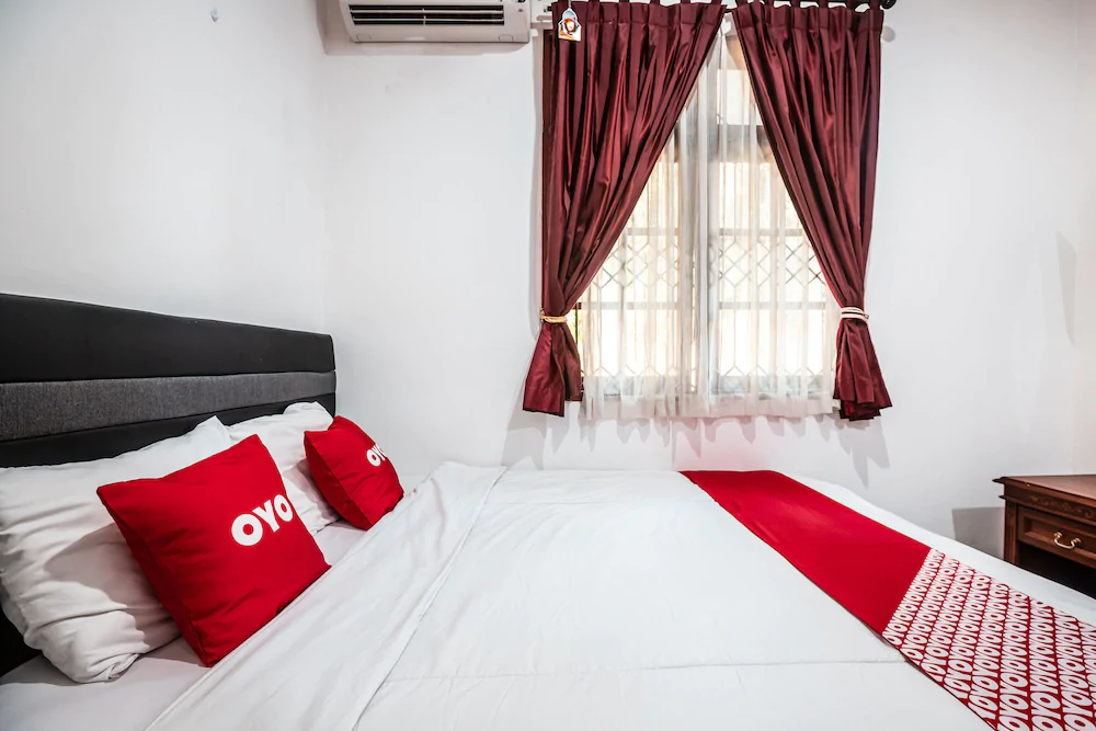 Kost Kuningan Executive Boading House by OYO Rooms