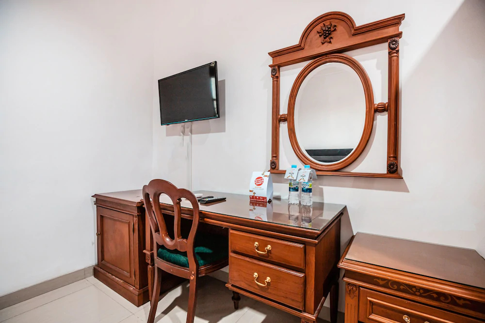 Kost Kuningan Executive Boading House by OYO Rooms